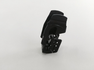 雨刮配件注塑模具廠，五金配件注塑廠，雨刮器生產(chǎn)廠家